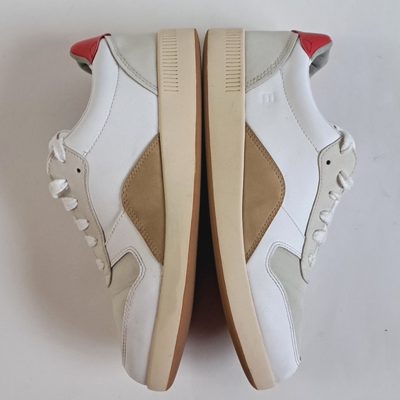 Everlane ReLeather Court sneaker lace up white, tan, with red heel sz6.5 - Picture 7 of 14